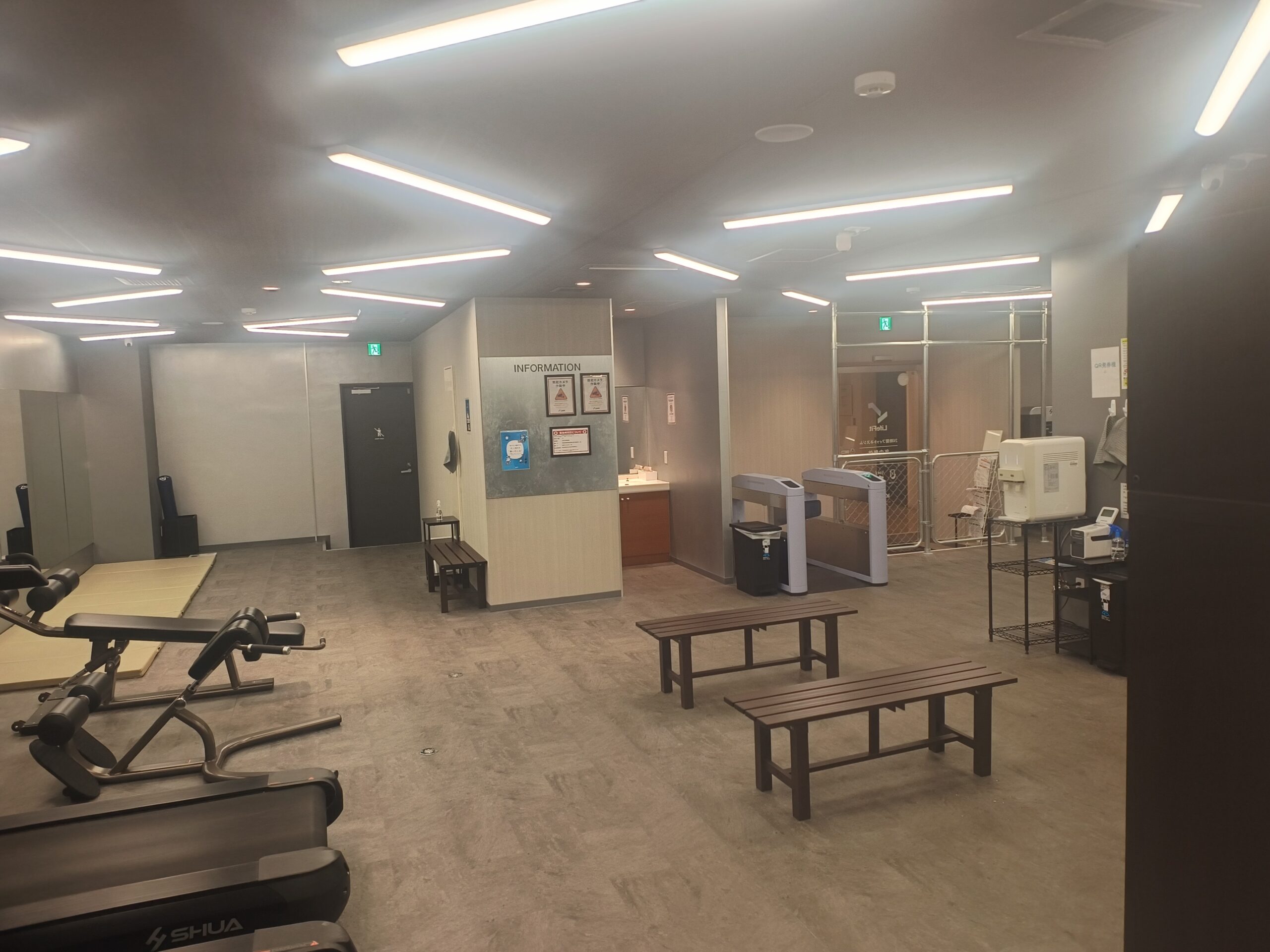 LifeFit札幌北郷店 店内全景