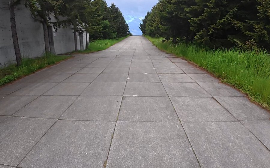 モエレ沼公園 坂道ダッシュができる直線スロープ