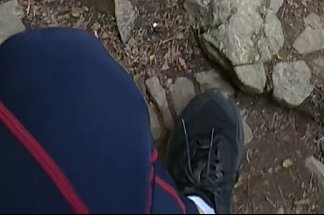 藻岩山の岩場とニューバランス ダイナソフト ナイトレル v6 GTX