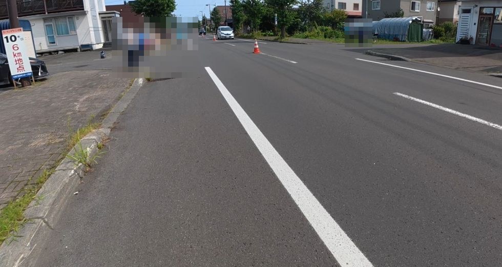 石狩サーモンマラソン6km地点。住宅街を走る