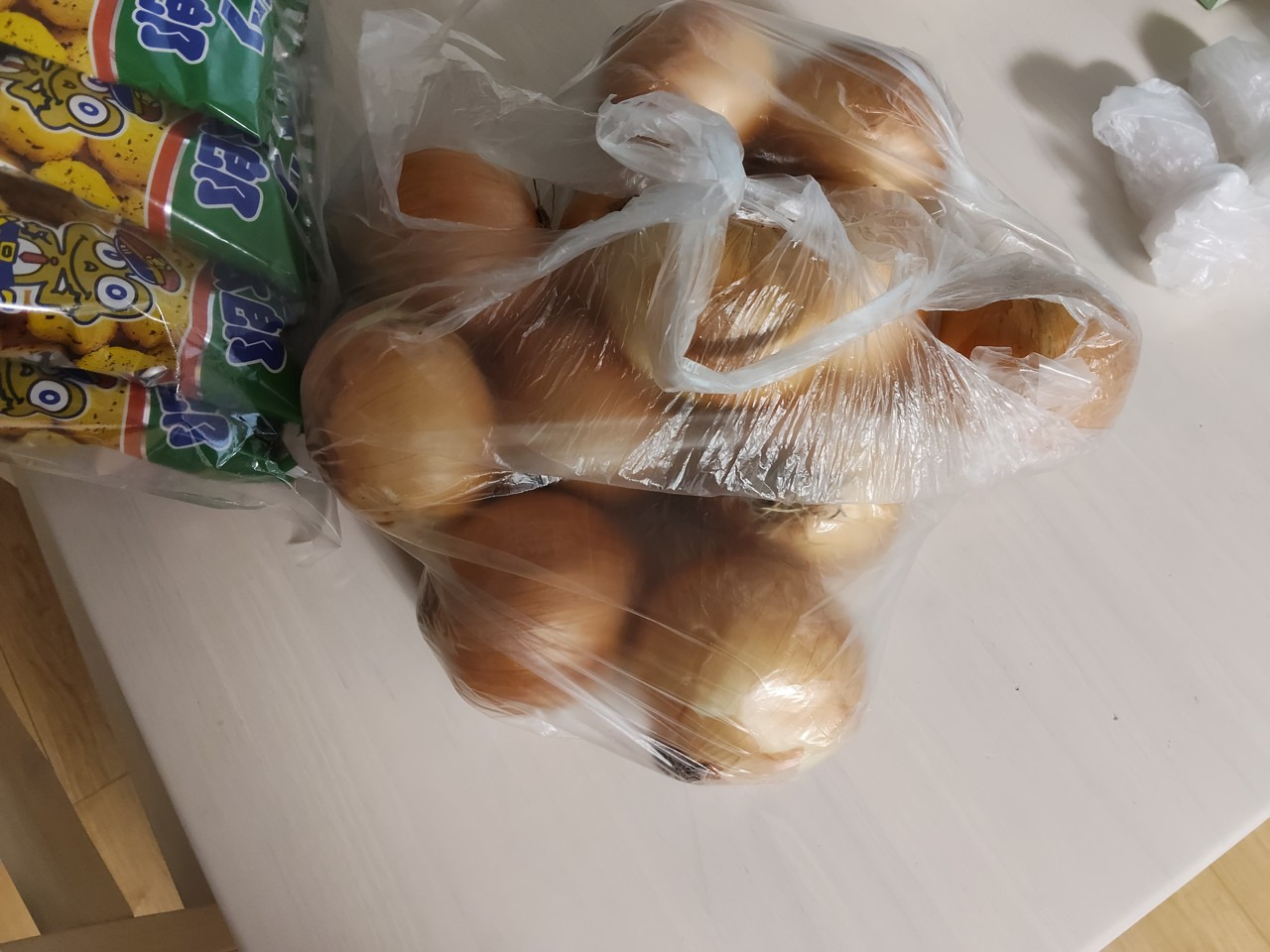 参加賞とたまねぎエイドで持ち帰った玉ねぎ